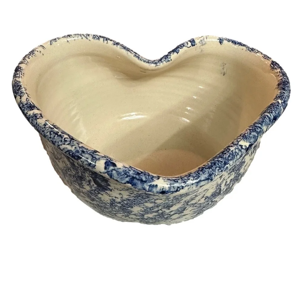 Casey Pottery Heart Shaped Speckled Sponge Pattern‎ Blue Stoneware Pottery Bowl